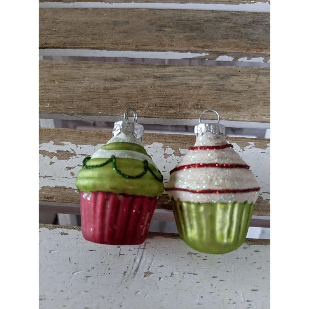 Green mini cupcake red bakery ornament Xmas‎ holida